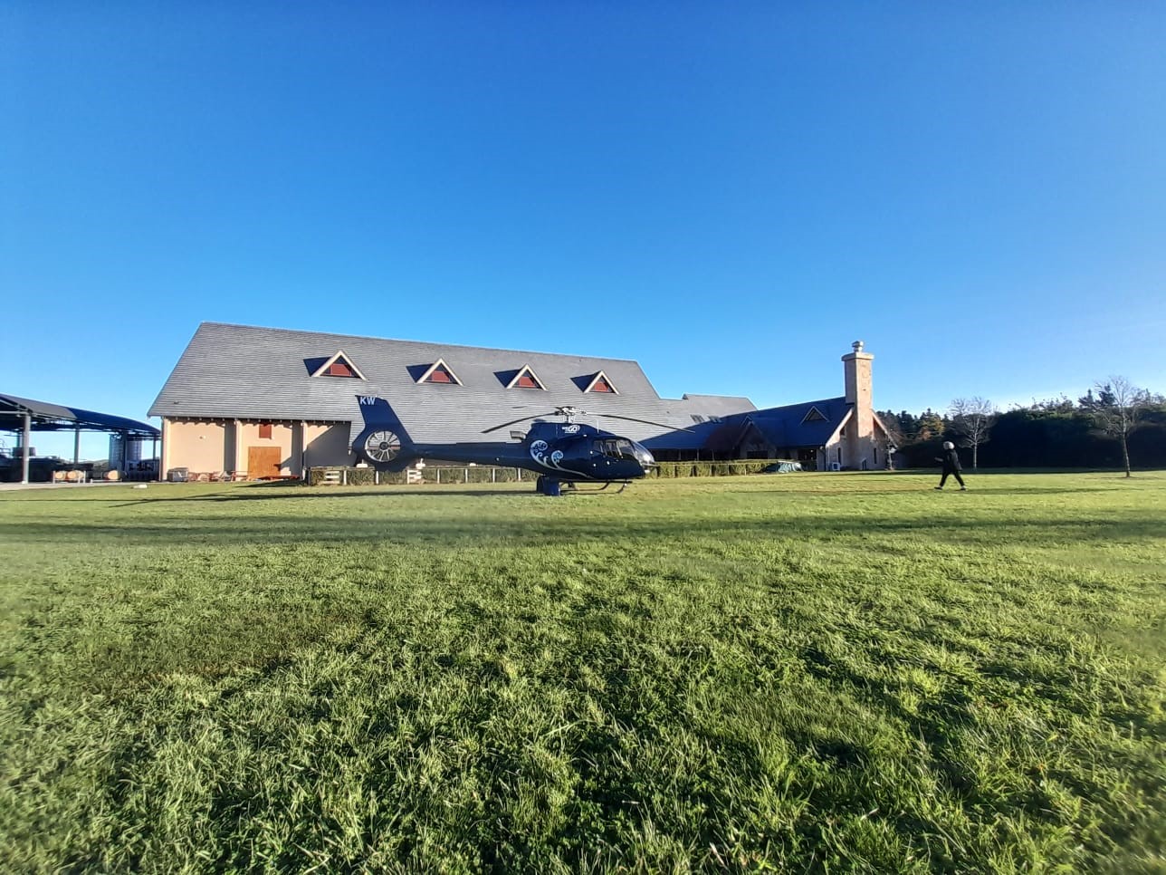 Scenic Helicopter Tour: 50-60 Minutes-Way 2 Go Heliservices